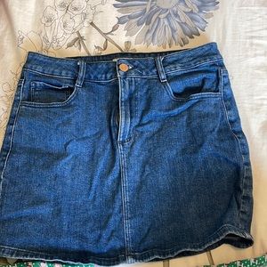 GARAGE| Medium Jean skirt